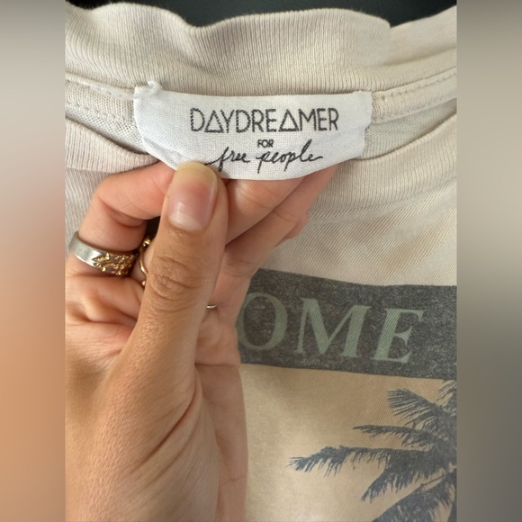 RARE :: Free people distressed vintage welcome to Hollywood Graphic crop tee OS - Picture 8 of 15